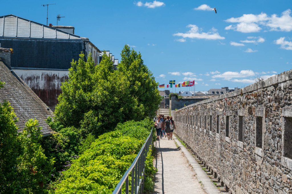 Auf den Remparts - Concarneau, Close Ville